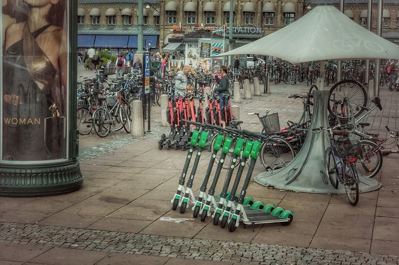 Környezetbarát közlekedés - elektromos rollerrel a cél felé